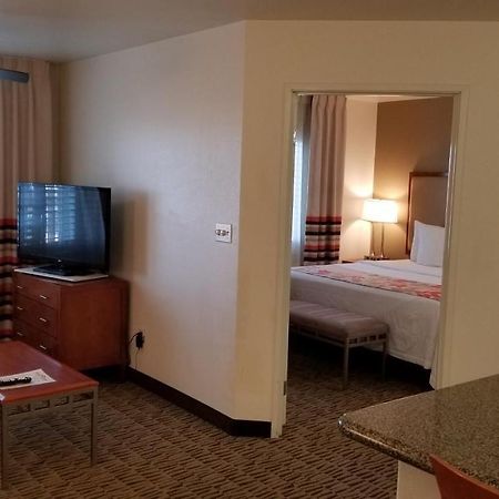 Hawthorn Suites Victorville Exteriör bild