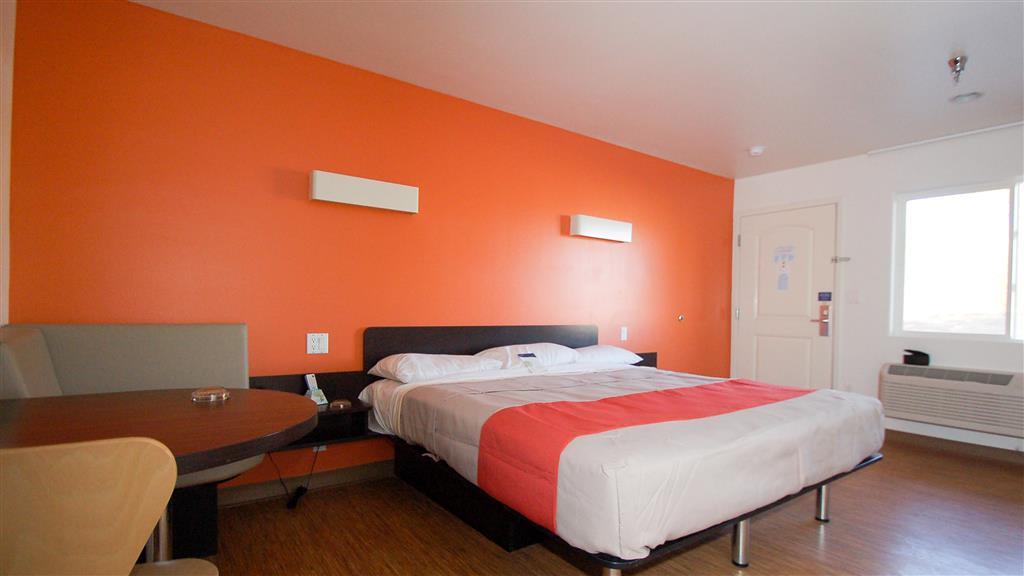 Hawthorn Suites Victorville Rum bild