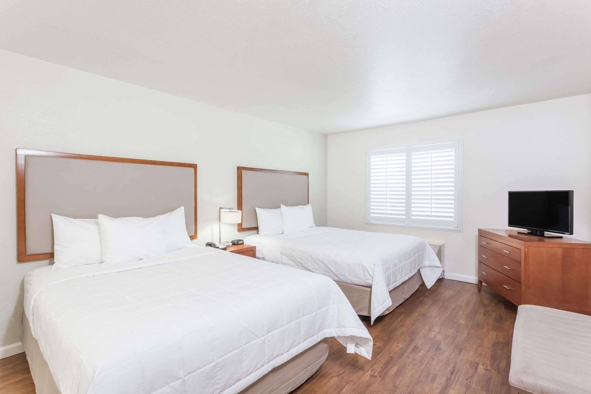 Hawthorn Suites Victorville Exteriör bild