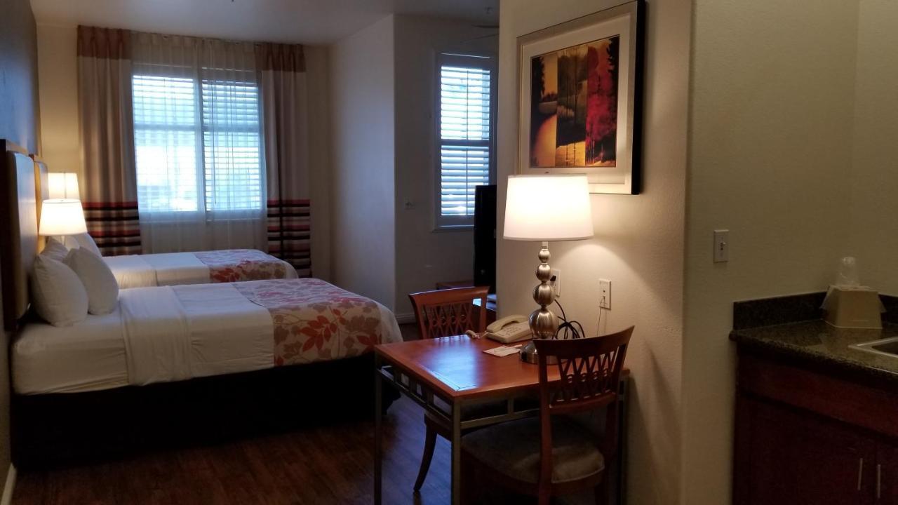 Hawthorn Suites Victorville Exteriör bild